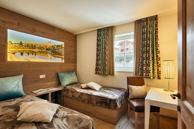 Bedroom 3, Dolomit Boutique Hotel, Bolzano
