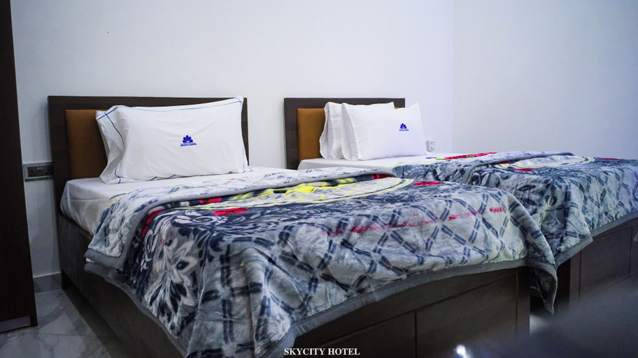 Room 2, Skycity Hotel Gh, Tema