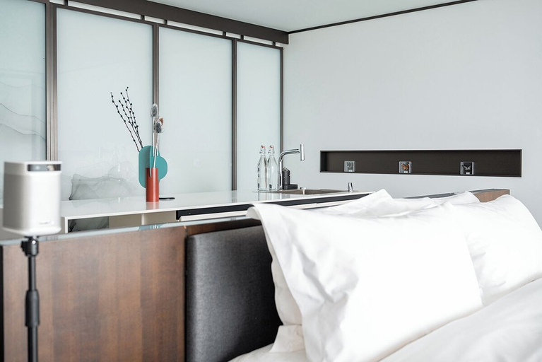 Room 4, MONT XIX, Dali Bai