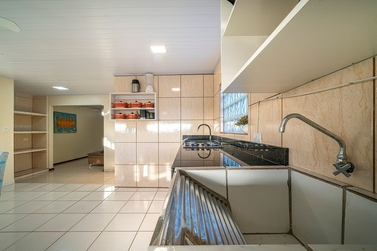 Others 5, AP 20 Ala Tainha Residencial Solavir, Bombinhas