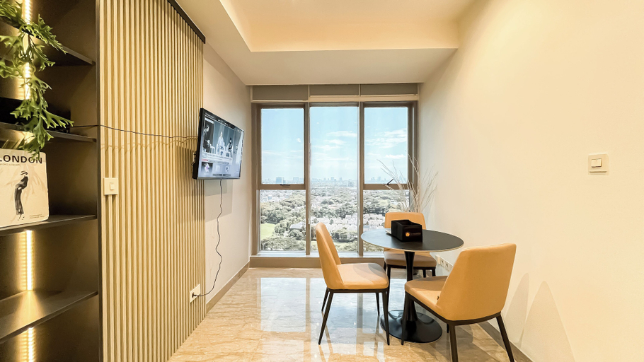 Living area 2, Cozy 1Br Near Ice Bsd Apartment Branz Bsd City, Tangerang Selatan