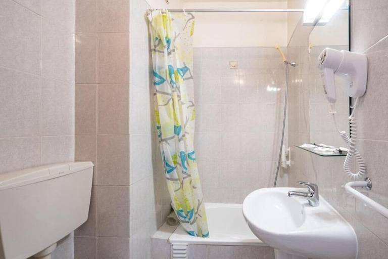 Bathroom 3, Residencial Santa Bárbara by Umbral, Ourém