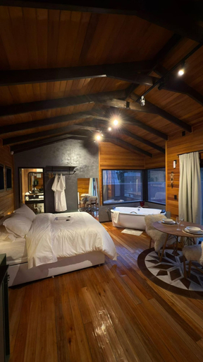 Room 3, Chalé Cabernet - Vila Chamonix, Urubici