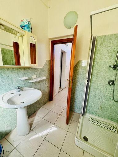 Bathroom 2, Monolocale Asfodeli 19 2p, Nuoro