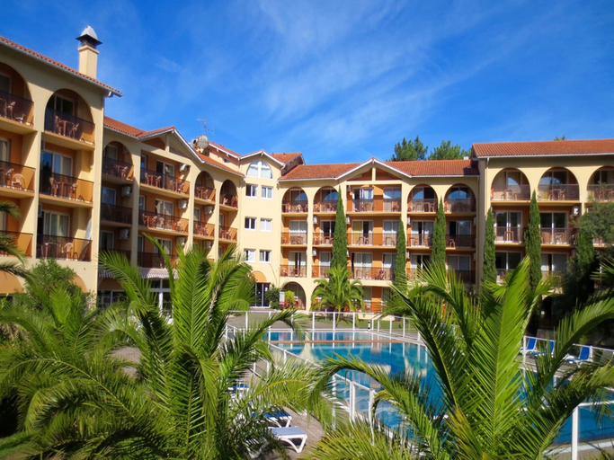 Front of property, hotel residence Anglet Biarritz Parme, Pyrénées-Atlantiques