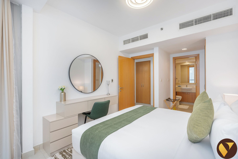Room 3, Vogue | Global Lake View JLT near Marina | JBR, Dubai