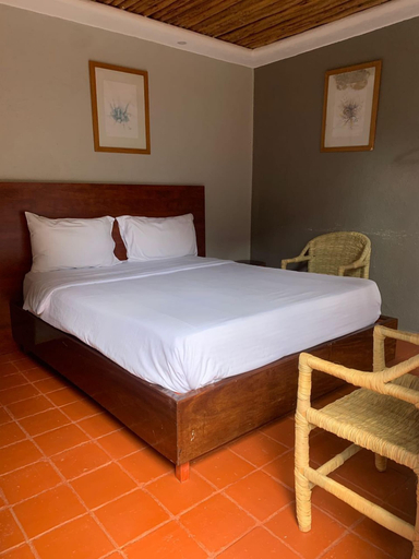 Room 5, Montane Safaris Hotel Entebbe, Entebbe