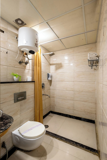 Bathroom 3, Hotel Lotus Paradise, Sonipat