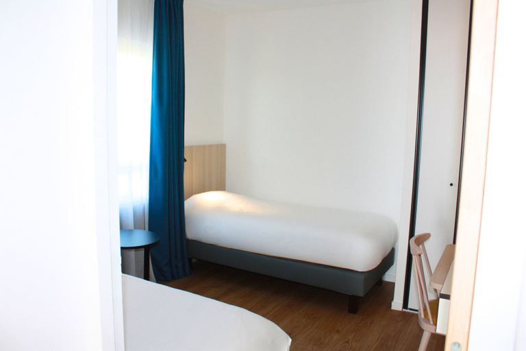 Bedroom 3, Aparthotel Adagio Access Porte De Camargue, Bouches-du-Rhône