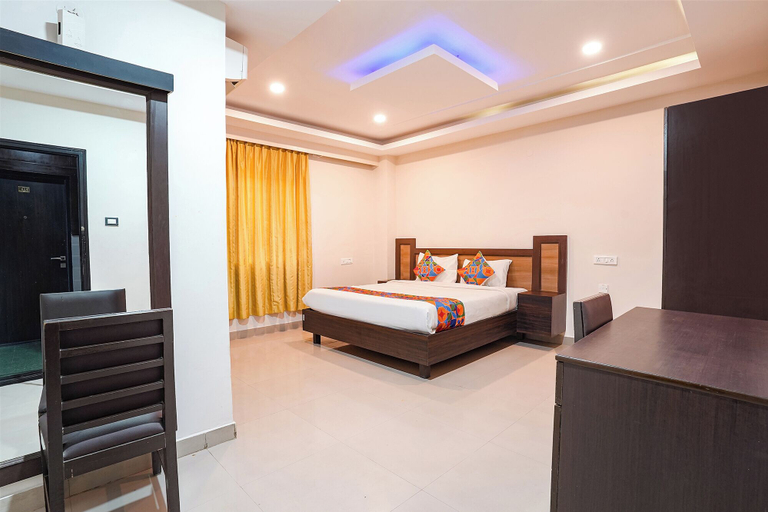 Room 2, Fabhotel Millennium Suites, Bangalore
