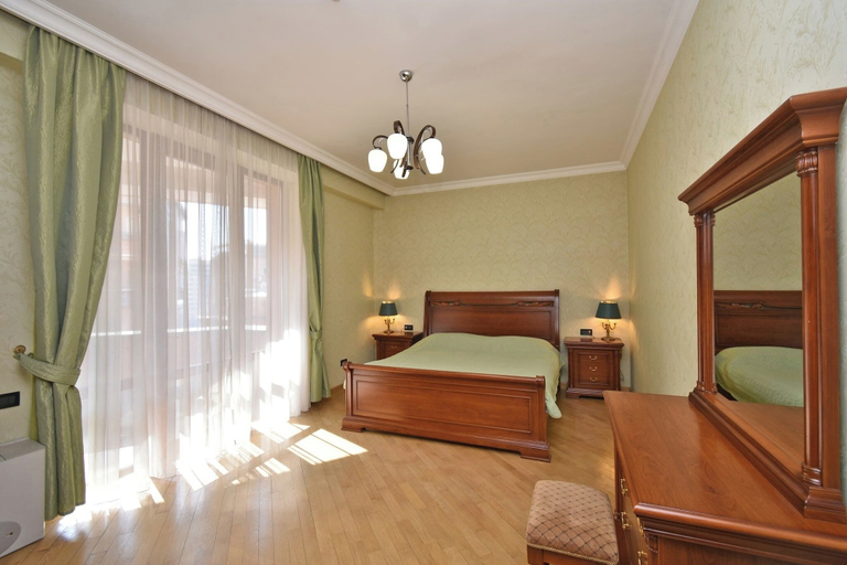 Room 2, North ave apartment by Luxe Group HH106, Yerevan