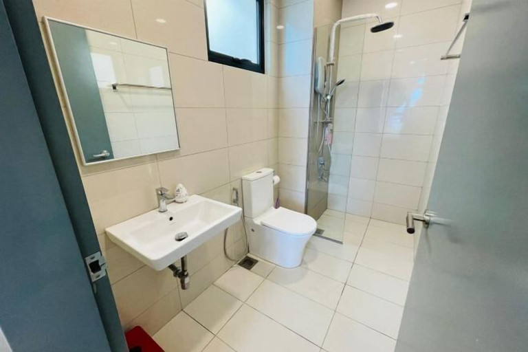 Bathroom, Paradigm Mall Residence L30 By Ucome Homestay, Johor Bahru