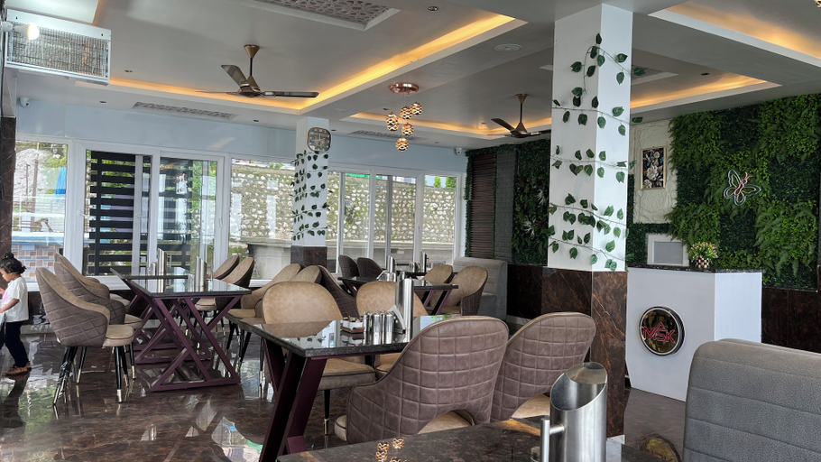 Restaurant 5, Msk hotel & restsaurant, Tehri Garhwal