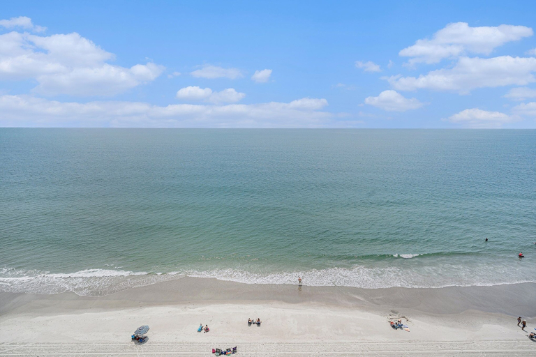 Beach 4, 1109 Waters Edge Resort 1 Bedroom Condo by RedAwning, Georgetown