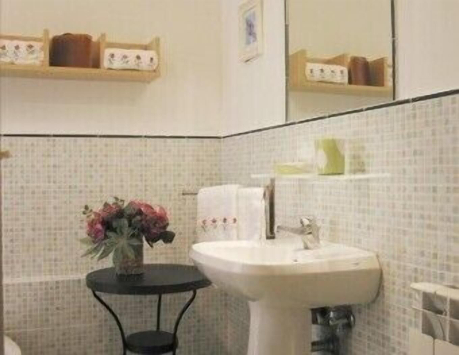 Bathroom 3, Marci's Home, Rome