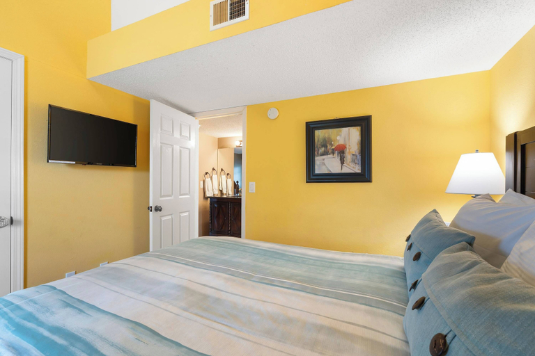Bedroom 3, Branson Getaway - Condo for 6 in Epic Location!, Taney