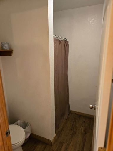 Bathroom 3, Texas Star Lodges, Wilson