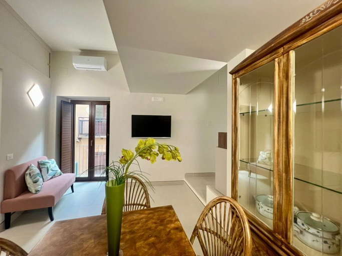 Lobby sitting area, Athènea Smart Rooms, Agrigento