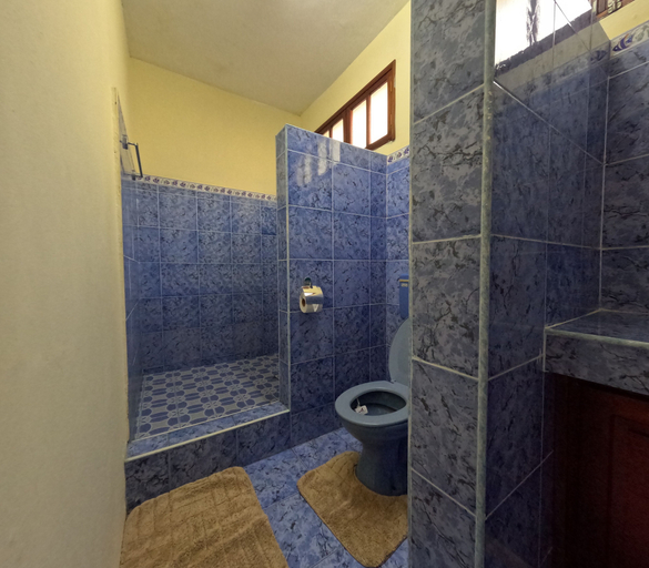 Bathroom 3, Le tropical Chez jeannette