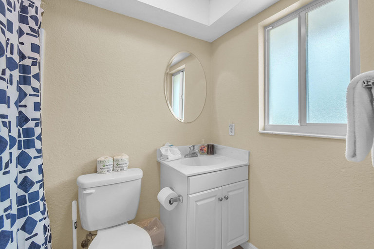 Bathroom 5, Indian Oaks #15 - Sun and Fun, Pinellas