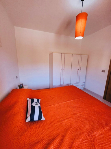Room 4, Casa Vacanza The Swing Lu Fraili, Nuoro