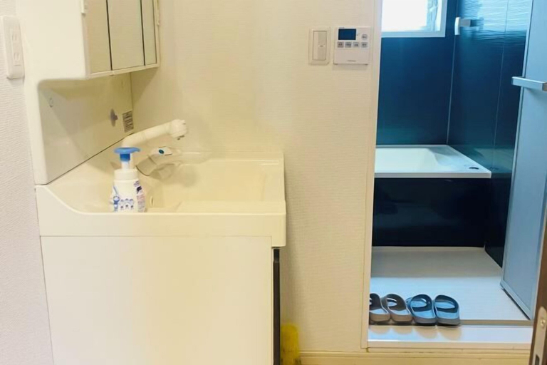 Bathroom 4, Yodogawa Flower Private Accommodation, Osaka