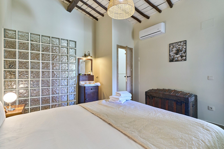 Room 2, Casa Oliva by gaiarooms, Salamanca