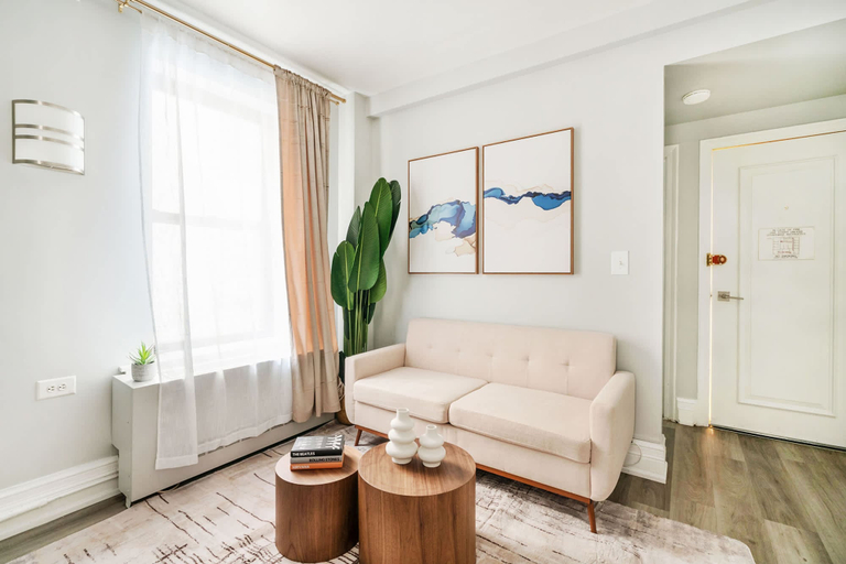 Room 3, 73-1406 New 1BR 1bth UWS Doorman Gym, New York