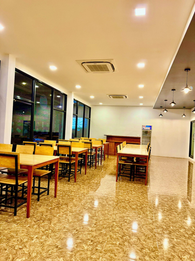 Food & Drinks, Baan Phu Chalong Place, Pulau Phuket