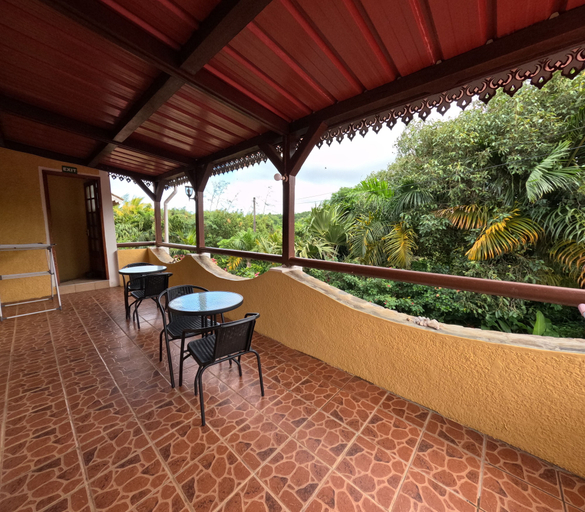 Others 5, Le tropical Chez jeannette