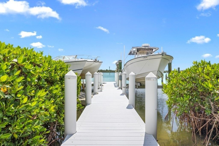 Marina, Paradise Found 4 Bedroom Home, Lee