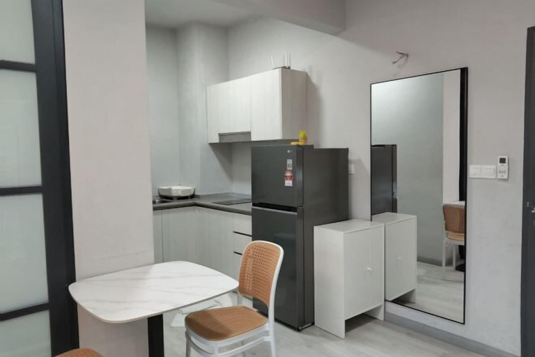Dining 2, JQ PREMIER SUITES T1 L07, Kota Kinabalu