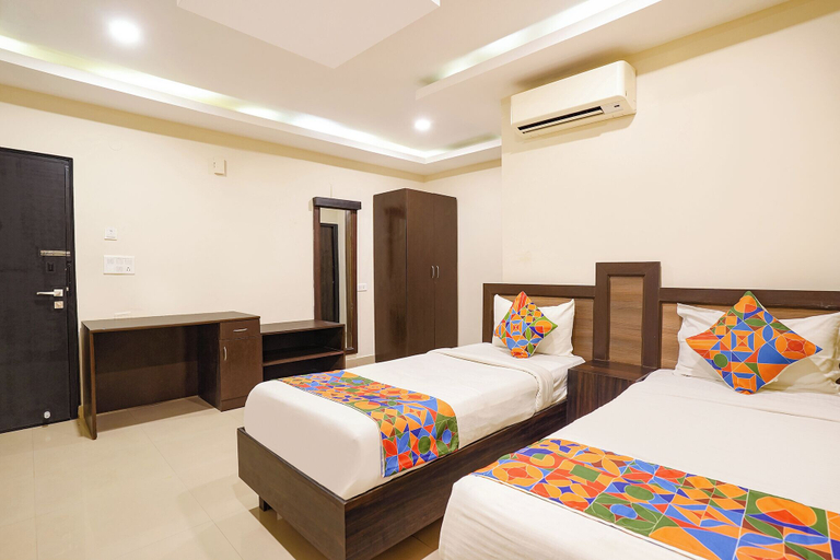 Room 4, Fabhotel Millennium Suites, Bangalore