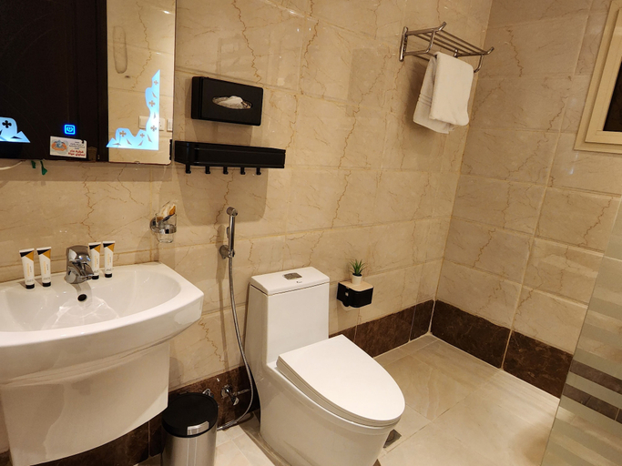 Bathroom 3, Rasis Serviced Apartments, Jeddah