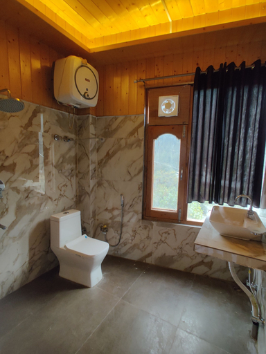 Bathroom 4, Majestic Mountain Bhaiji Guest House, Kullu