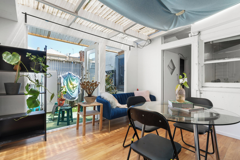 Living area 4, Beach house 2km CBD, Melbourne