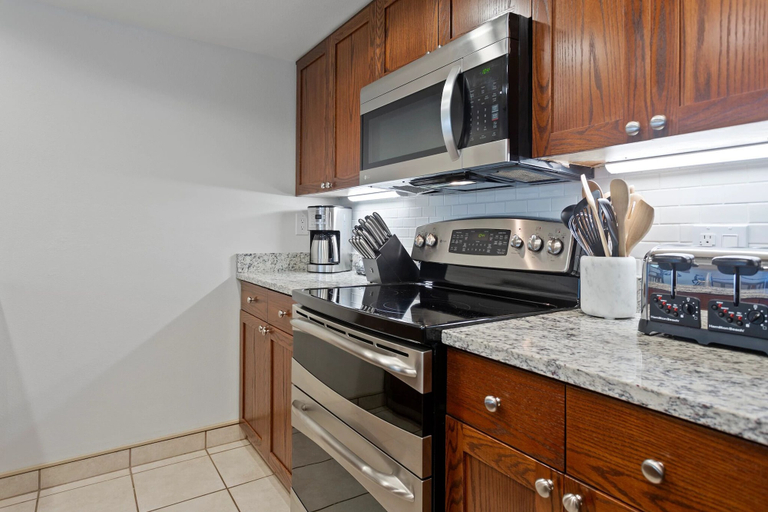 Private kitchen 4, Lakeside at Deer Valley Resort - Two Bedroom Condo #1733 2 Condo, Summit