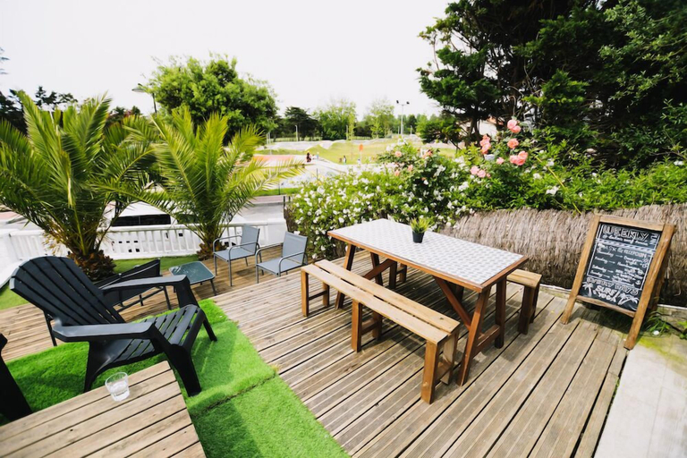Others 5, Loredo Surf House, Cantabria