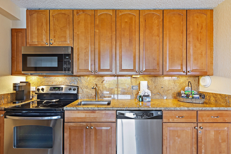 Private kitchen 2, Kaanapali Shores 432 Studio Condo Condo, Maui