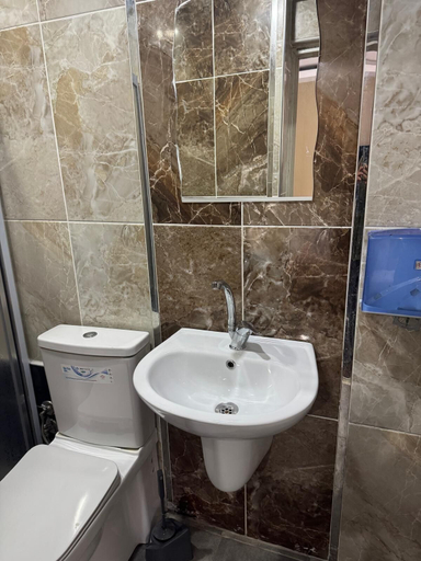 Bathroom 2, blue class otel, Merkez