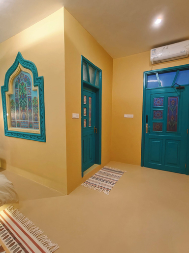 Interior, The Swahili Plaza, Kaskazini 'A'