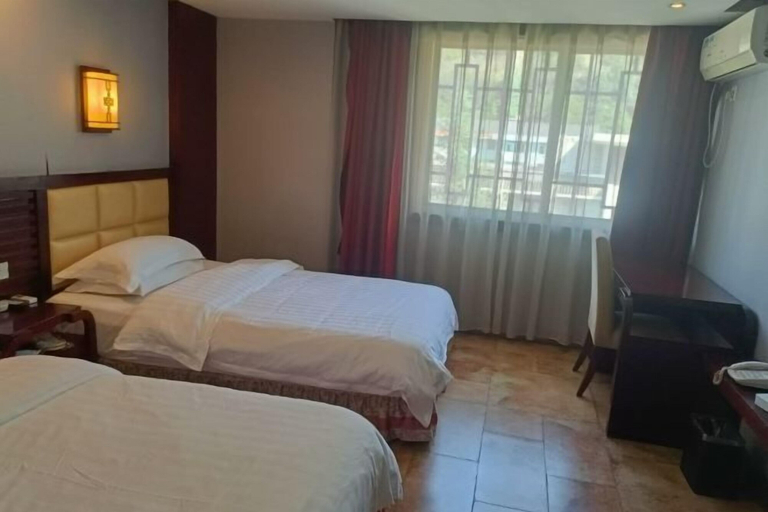 Bedroom 5, Fuhua Hotel, Mianyang