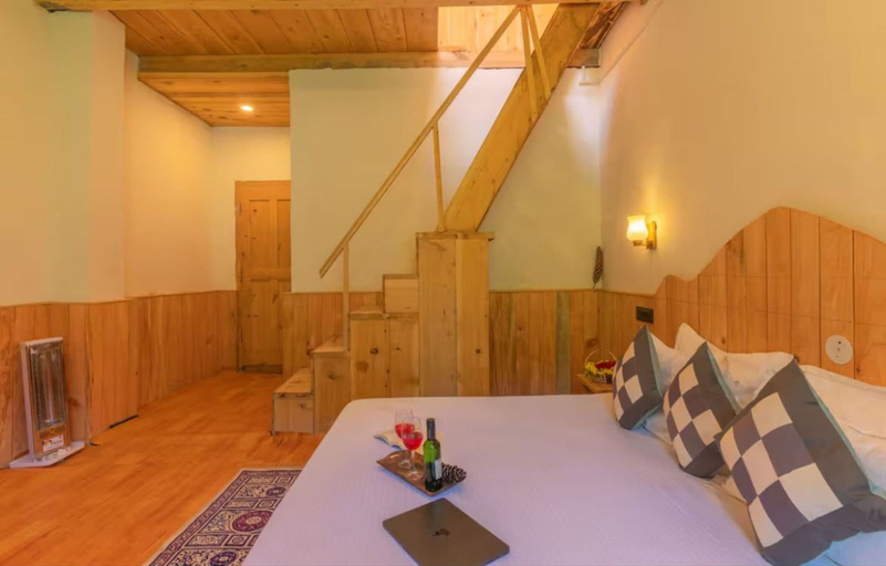 Room 4, Swastik Retreat, Kullu