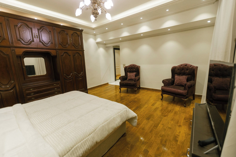 Room 4, ALSAWAH Elite 5BR Retreat with Private Pool in Green Heights, Sixth of October 1 City