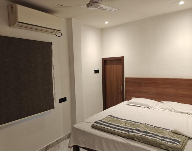 Room 3, A28 Orange Bricks, Kolkata