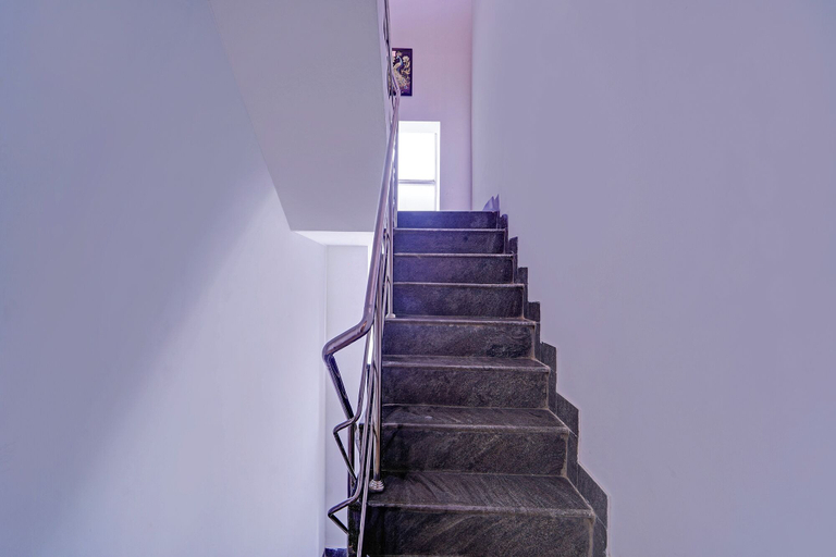 Lobby 5, Fabexpress Lishikaa’S Inn, Viluppuram