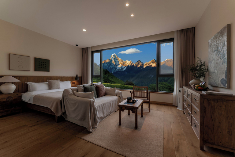 Room 5, Shanlijian Holiday Homestay, Ngawa Tibetan and Qiang