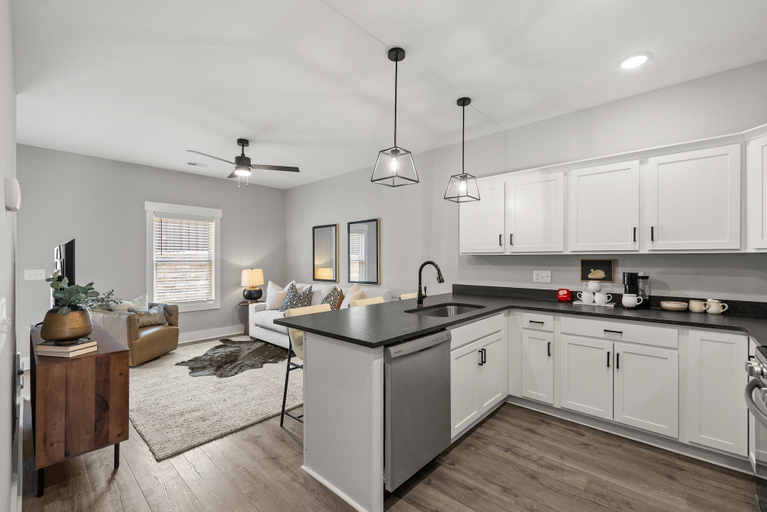 Private kitchen 2, River's Edge, Montgomery