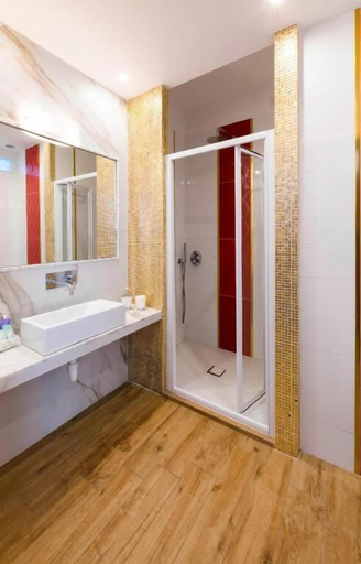Bathroom 4, Hotel Miramare Bibione, Venezia