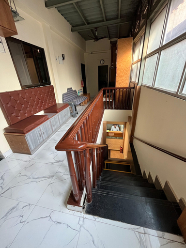 Reception 1, Red House Hostels, Mumbai Suburban